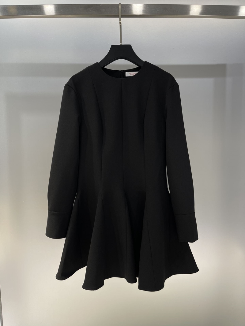 Va1e*ntin0 dress